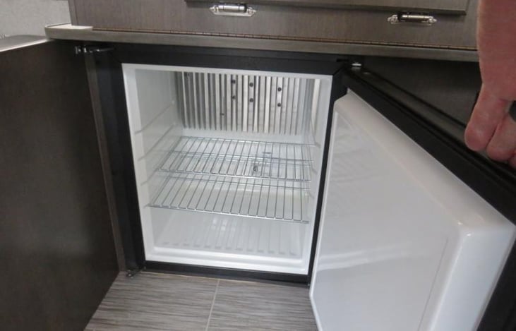 3 way refrigerator (can run on gas, external electricity and battery )