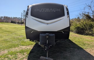 Outback Ultra Lite | Awesome toy hauler w/ bunks