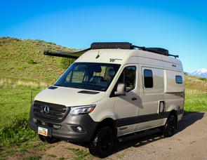 Mercedes Benz Revel Sprinter 4x4 2500