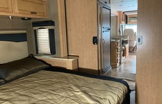 2016 Thor Motor Coach ACE 29.4