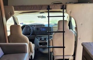 "Y'all-A-Bago" Winnebago Outlook 31N