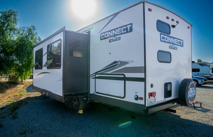 large slide out and extra storage at the rear.