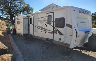 2015 Forest River RV Rockwood Signature Ultra Lite 8327SS