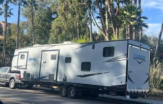 '20 40ft Vengeance Rogue 3 Bed 2 Bath sleep 10 CR1