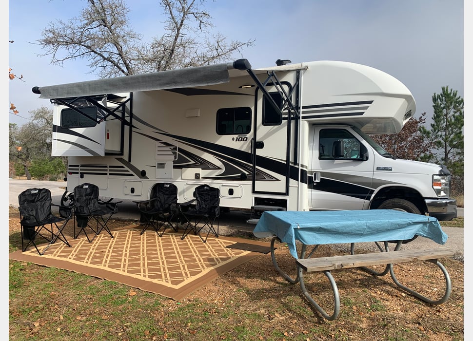 Class C Motor Home rentals in Waxahachie