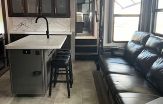 2022 Grand Design Momentum M-Class 381MS