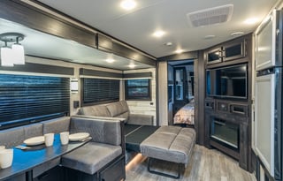 Sunhawk: Spacious Family Bunkhouse (Veteran Owned)