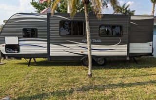 Chloe and Dylan's Florida RV getaway