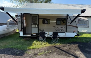 Incredible Family Friendly Trailer Camper