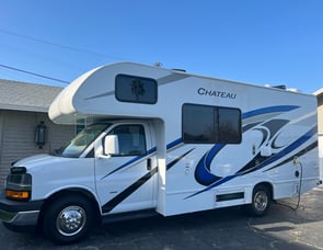 Thor Motor Coach Chateau 22E Chevy