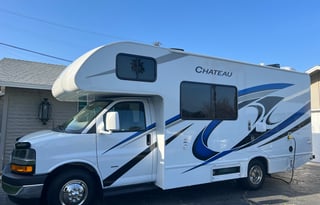 2023 Thor Motor Coach Chateau 22E Chevy