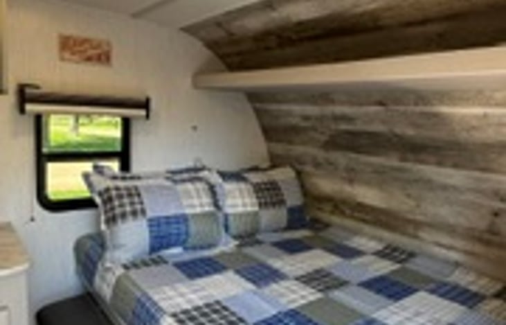 Queen bed