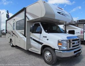 Coachmen RV Leprechaun 240FS Ford 450