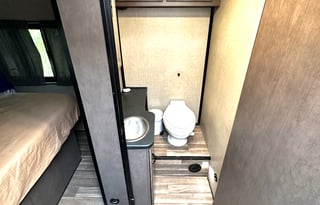 2018 Thor Majestic 28A