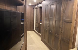 Large Marge Mirada the Luxury land yacht