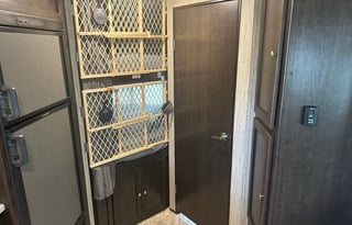 2020 Cruiser Shadow Cruiser 240BHS