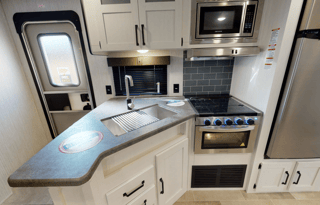 2021 Palomino Puma 27-RBSS