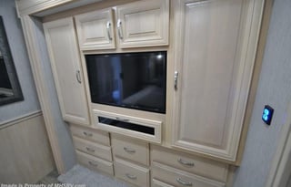 2018 Forest River Legacy Bunk House(DIESEL PUSHER)