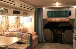 "Pearl" Sunny Beach House RV - Families love it!