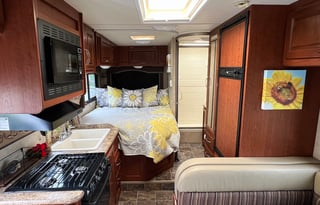 "Ruff  n'  It"  is ready for YOU to Relax!!