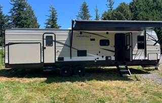 2019 Keystone Hideout 31