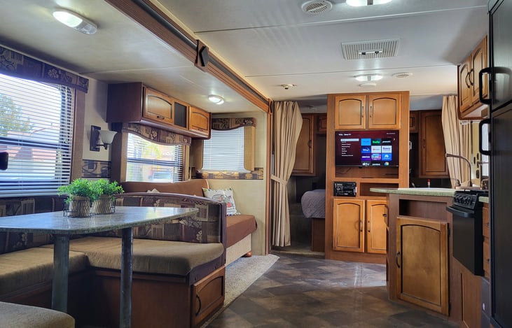 Very spacious living/dining area. Full kitchen.