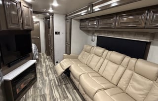 2021 Georgetown GT7 | Premium Class A Motorhome
