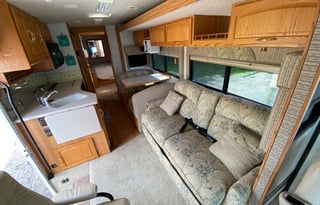 2002 Itasca Suncruiser 32V