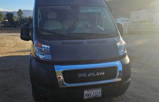 HONEST RVS – Class B Sleeps 4 (Compact)