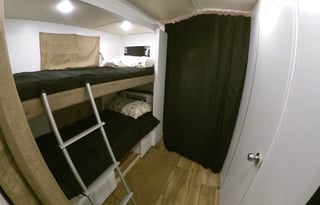 2017 Thor Motor Coach Freedom Elite 30FE