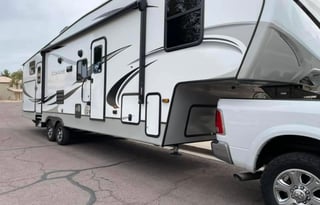 2 Bed 2 Bath 2021 Keystone 5th Wheel