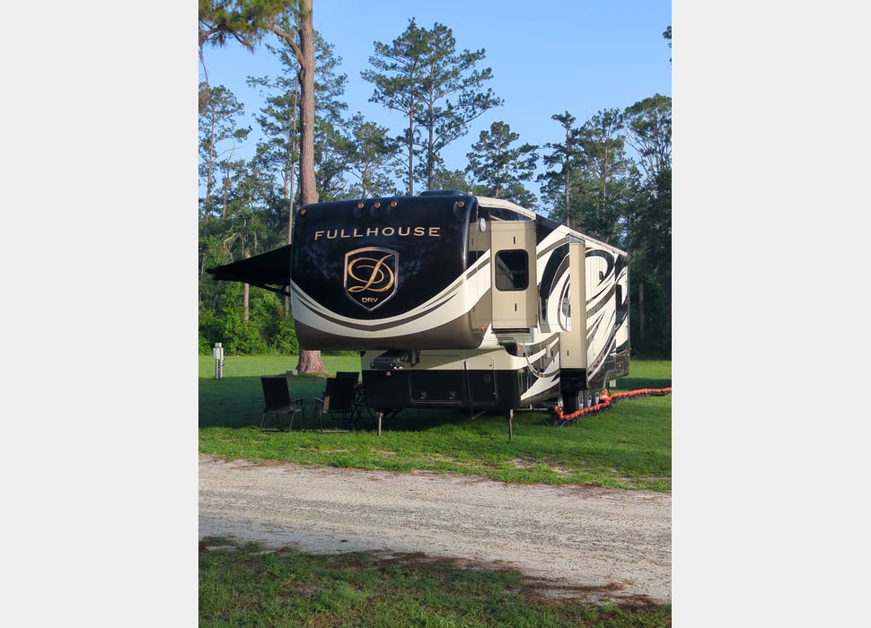 Fifth Wheel rentals in Jacksonville
