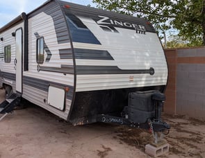 CrossRoads RV Zinger Lite ZR252BH