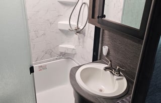 42' Bighorn - Insurance Included