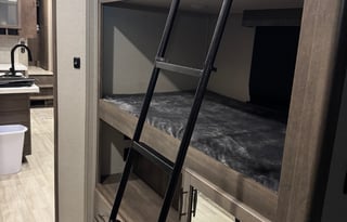 Solitude 3950BH-R ***Bunks & 2 Full Baths***