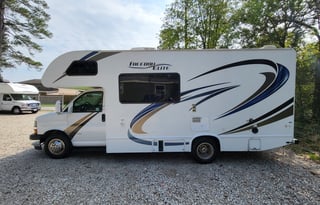 RV Trippin - "Penny" - Thor Freedom Elite