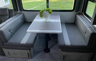 PaRV At The Palace Rental