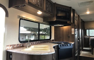 2019 Coachmen RV Freelander 28BH Ford 450 LowMiles
