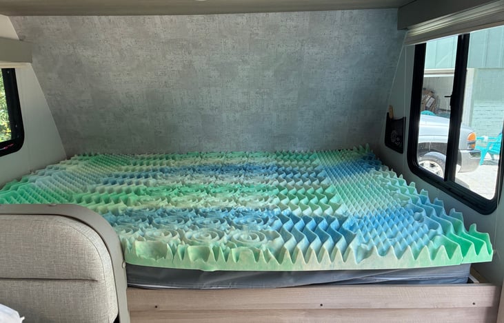 Comfortable 3 inch memory foam topper for full bed! Will include linens or bring your own!