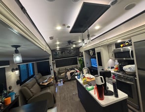 Jayco North Point 377RLBH