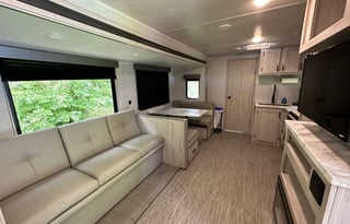 Pocono Camping: Big Family, Zero Hassle!!