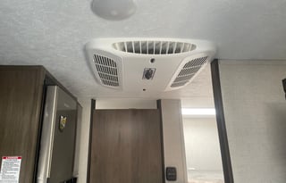 2021 Prime Time RV Avenger LT 17BHS