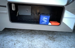 "Lucy" 2014 Thor Motor Coach Four Winds 26A