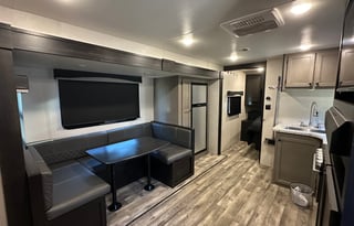 2022 Starcraft Super Lite 241BH