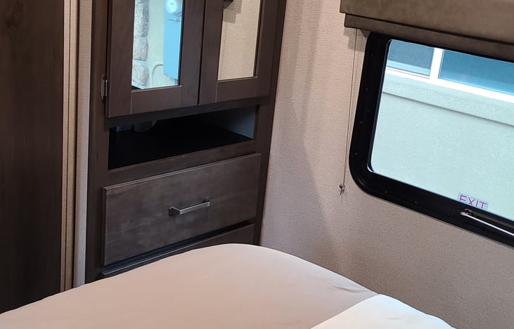 Additional closet, master bedroom