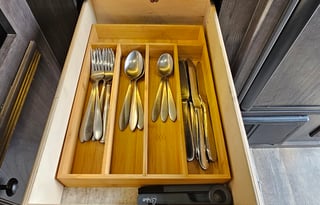 2018 Eclipse Iconic Wide Lite 2816SWG