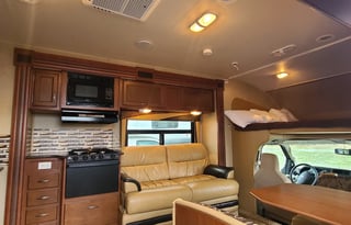 Best Floorplan For Families - 2014 Jayco Redhawk