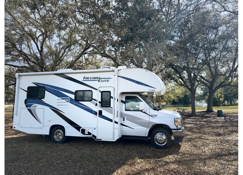 Class C Motor Home rentals in MIAMI LAKES
