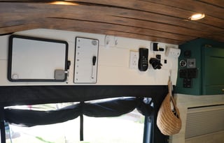 2022 Off Grid Cozy Cowboy Van