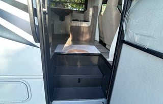 Good Chi RV - Your Ultimate Adventure on Wheels!